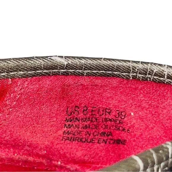 AE Silver Metallic Snakeskin Ballet Flats, Size 8 - Picture 11 of 11